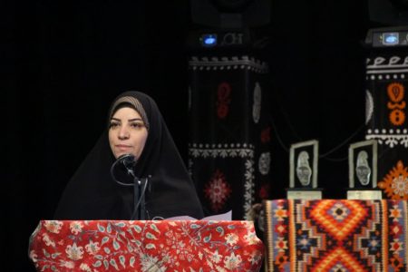 هنرمندان لرستانی با کم‌ترین امکانات، بیش‌ترین کیفیت را آفریده‌اند
