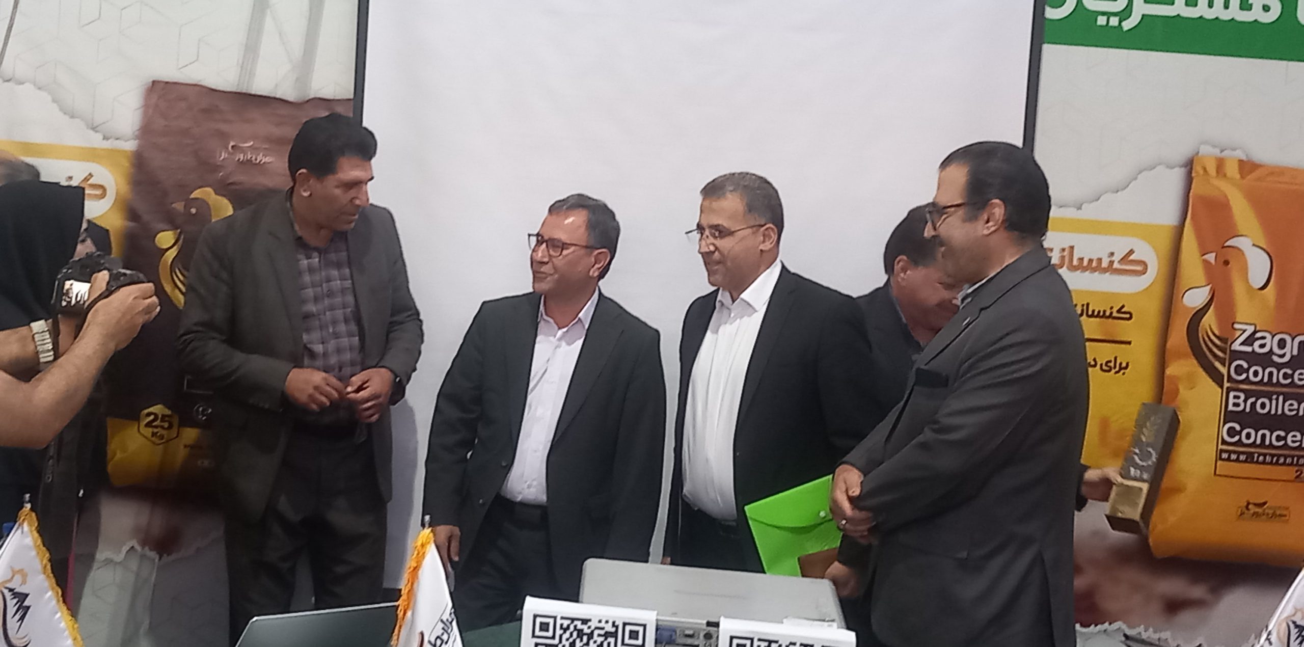 مراسم اختتامیه دوازدهمین نمایشگاه تخصصی کشاورزی لرستان با حضور ۷۵ شرکت از ۱۲ استان کشوربرگزارشد