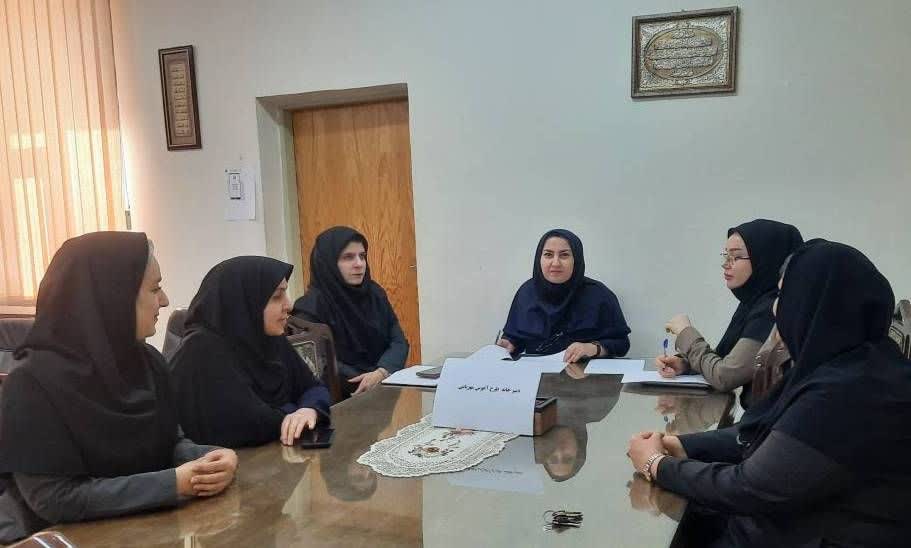 پیوند دو نسل؛ آغاز طرح «آغوش مهربانی» در لرستان برای کودکان و سالمندان