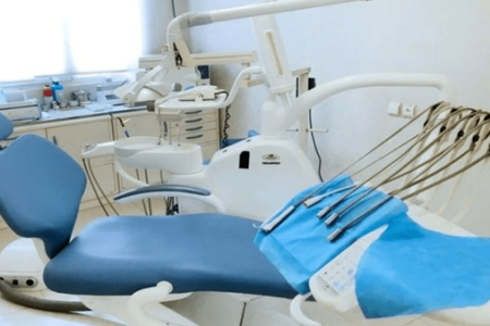 پلمب ۲ دندانپزشکی غیرمجاز در خرم‌آباد