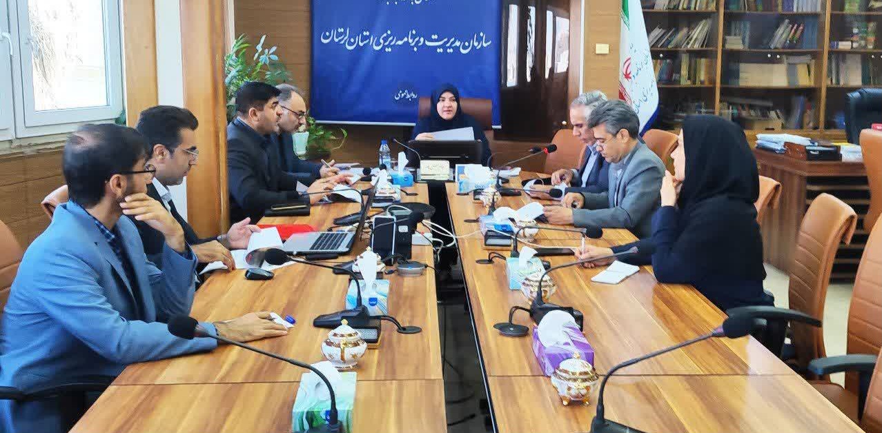 تحقق ۵۷ درصدی درآمدهای عمومی لرستان در چهار ماهه نخست سال/ وصول ۱۴۱۷ میلیارد تومان درآمد