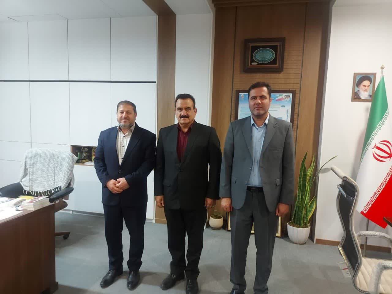 دیدار مدیر امور شعب بانک ملی لرستان با رؤسای کل دادگستری ایلام و لرستان