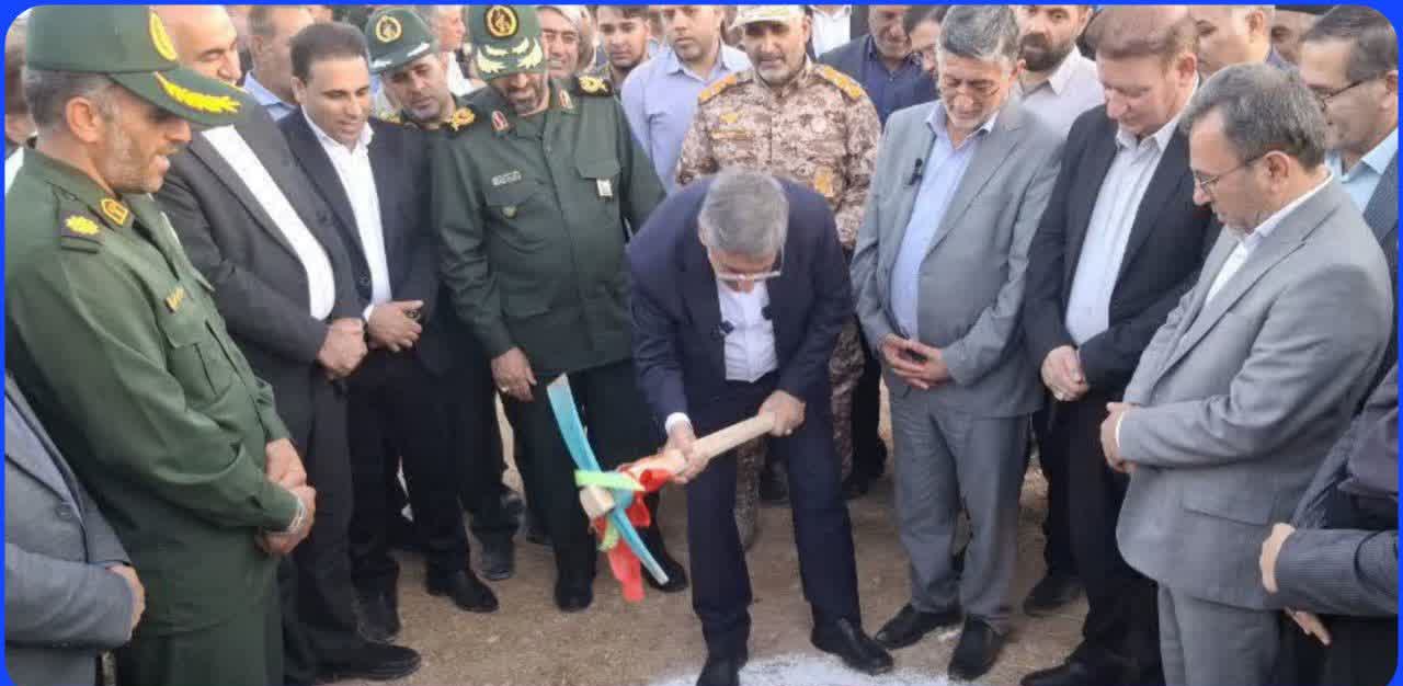 کلنگ‌زنی شهرک گلخانه‌ای واشیان پلدختر با حضور استاندار لرستان
