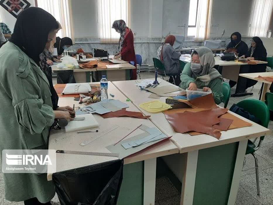 مهارت آموزی ۹ هزار نفر در آموزشگاه‌های آزاد فنی و حرفه‌ای لرستان